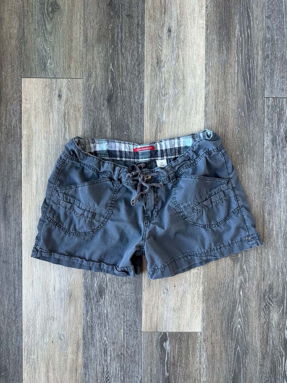 UNIONBAY Cargo Shorts Size 13 Grey Cotton Y2K
